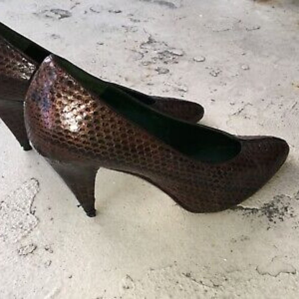 Gucci Womens Leather Pumps SNAKE SKIN COPPER BROWN